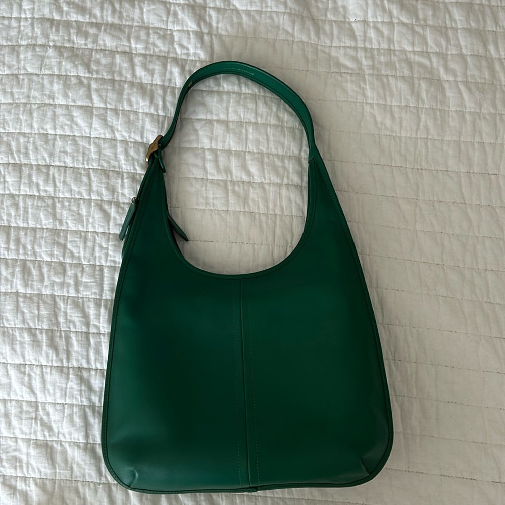 COACH 33 ERGO GREEN C2264